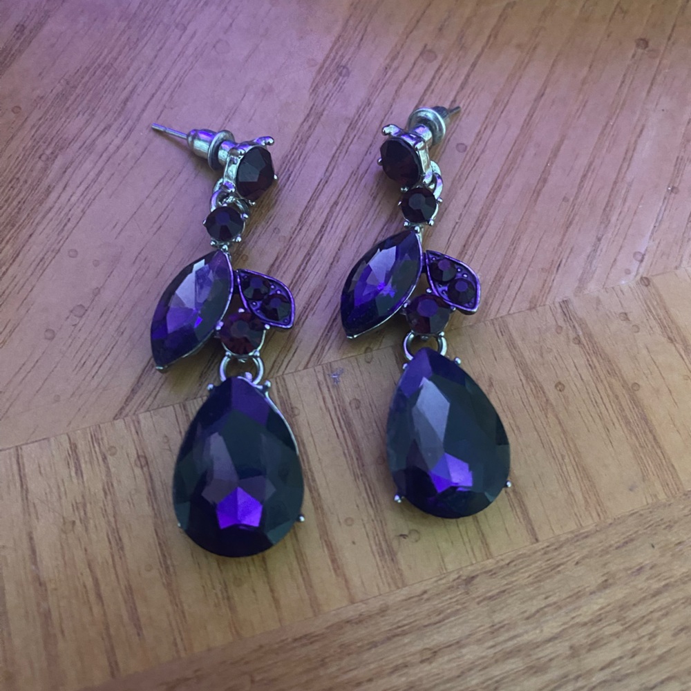 Elegant Purple Drop Earrings